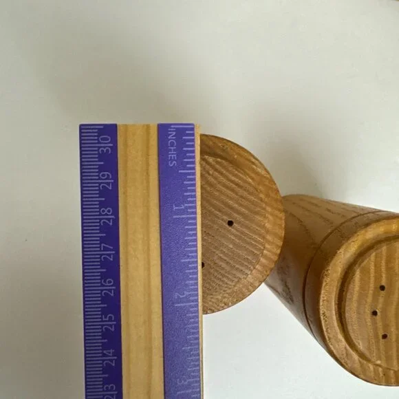 Vintage MCM Wooden Napkin Holder Salt & Pepper Shakers Farmhouse Cottege - Picture 13 of 15